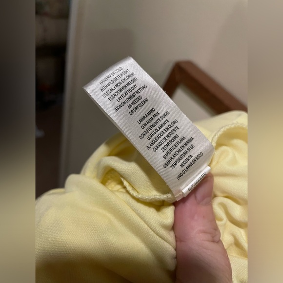 Size 6 Women’s Sandra Darren  Sleeveless Sunny Yellow Crochet Dress - Picture 4 of 8